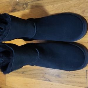 Wedge black side UGG Boots